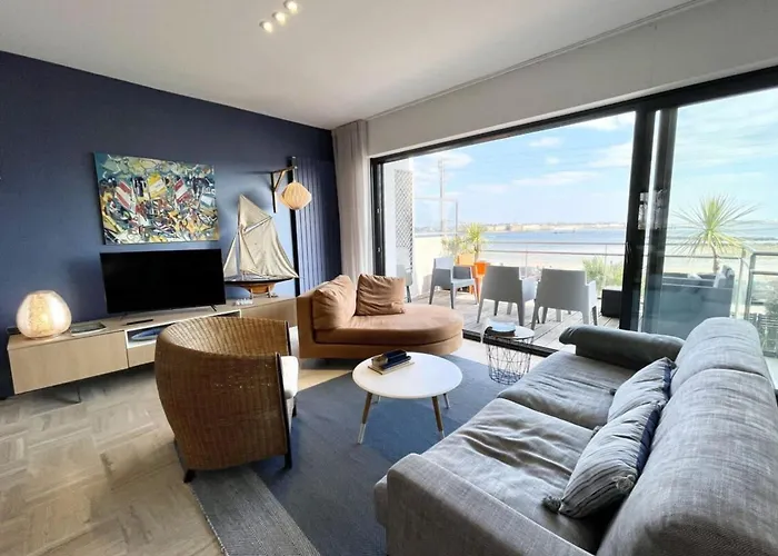Luxury T3 Neuf De Standing Front De Mer Vue 180